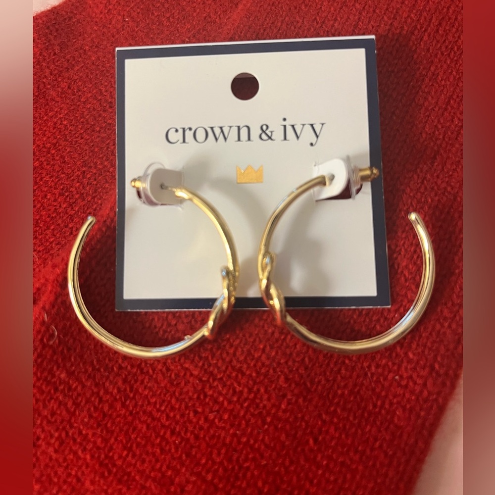 Pierced Ear Rings Crown & Ivy